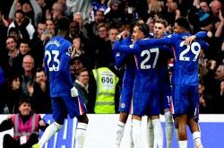 英超劲旅闯入欧冠区，22岁後(hòu)卫爆发：独造2球(qiú)，全场最佳