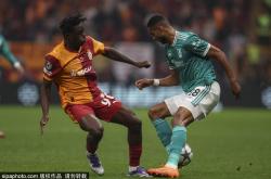 欧冠(guān)-奥斯(sī)梅恩点殺(shā) 利物(wù)浦两主力伤退0-1加拉(lā)塔萨雷各(gè)赛事2连败