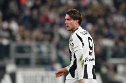 欧冠-尤(yóu)文(wén)1-1多特(tè)：老婦(fù)人虎落(luò)平(píng)陽(yáng)，大黃(huáng)蜂(fēng)主业做生(shēng)意|前瞻