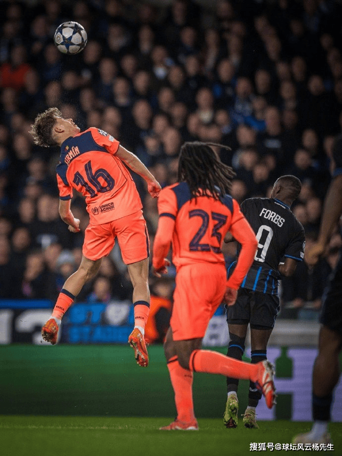 欧冠又爆冷门！三度落后三度扳平，巴塞罗那3-3惨遭布鲁日逼平