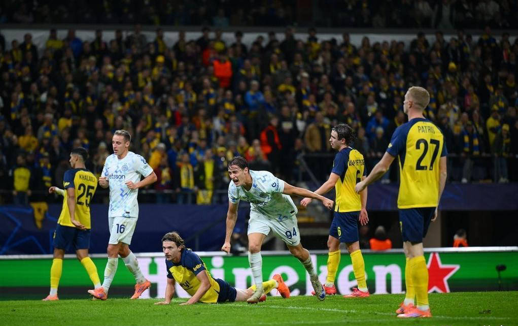 国米轮换阵容4-0大胜欧冠，20岁新人助攻劳塔罗破门