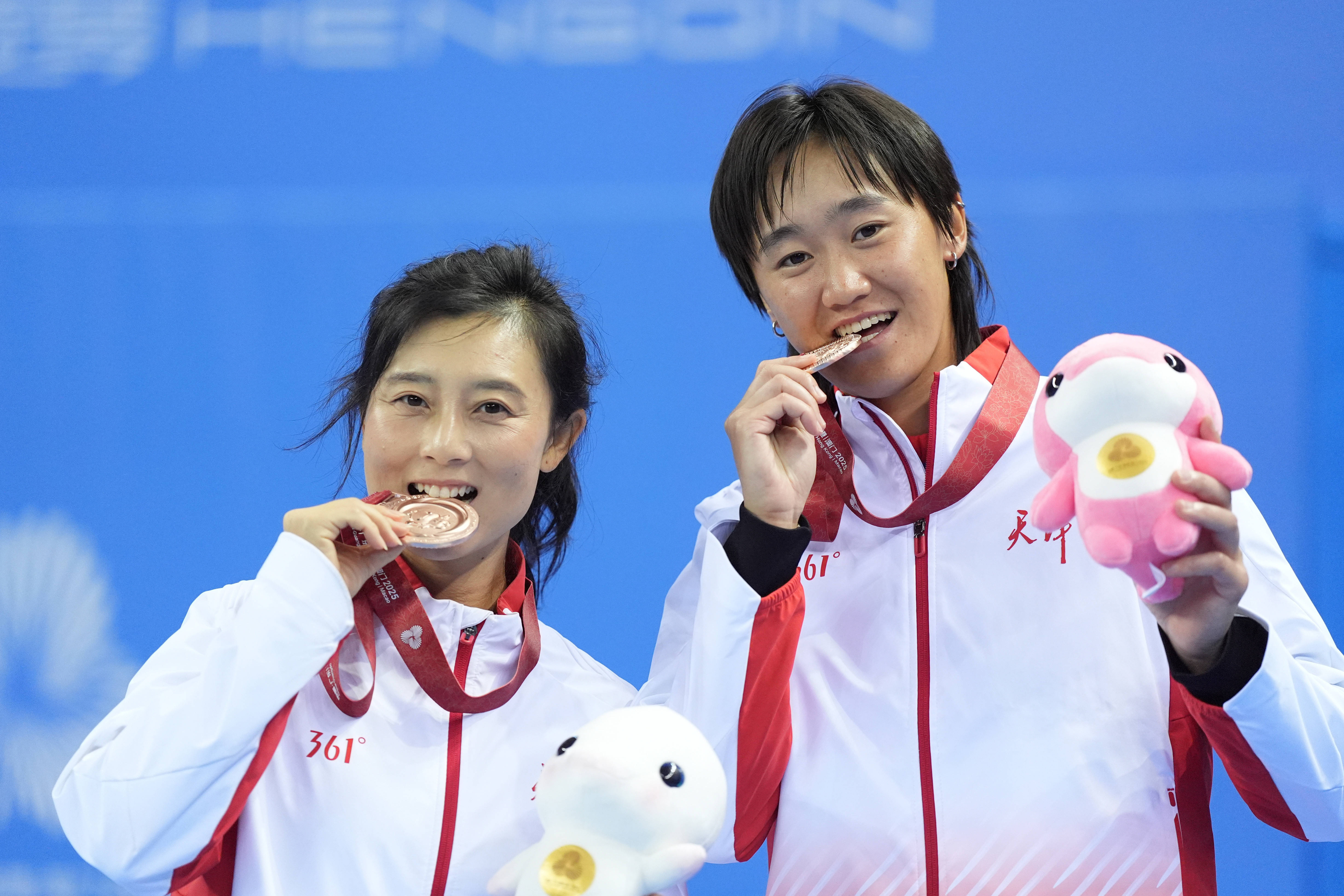 全运会｜网球——女子双打颁奖仪式