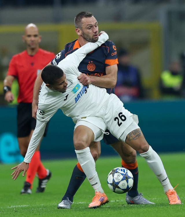 欧冠丨国际米兰胜阿拉木图凯拉特